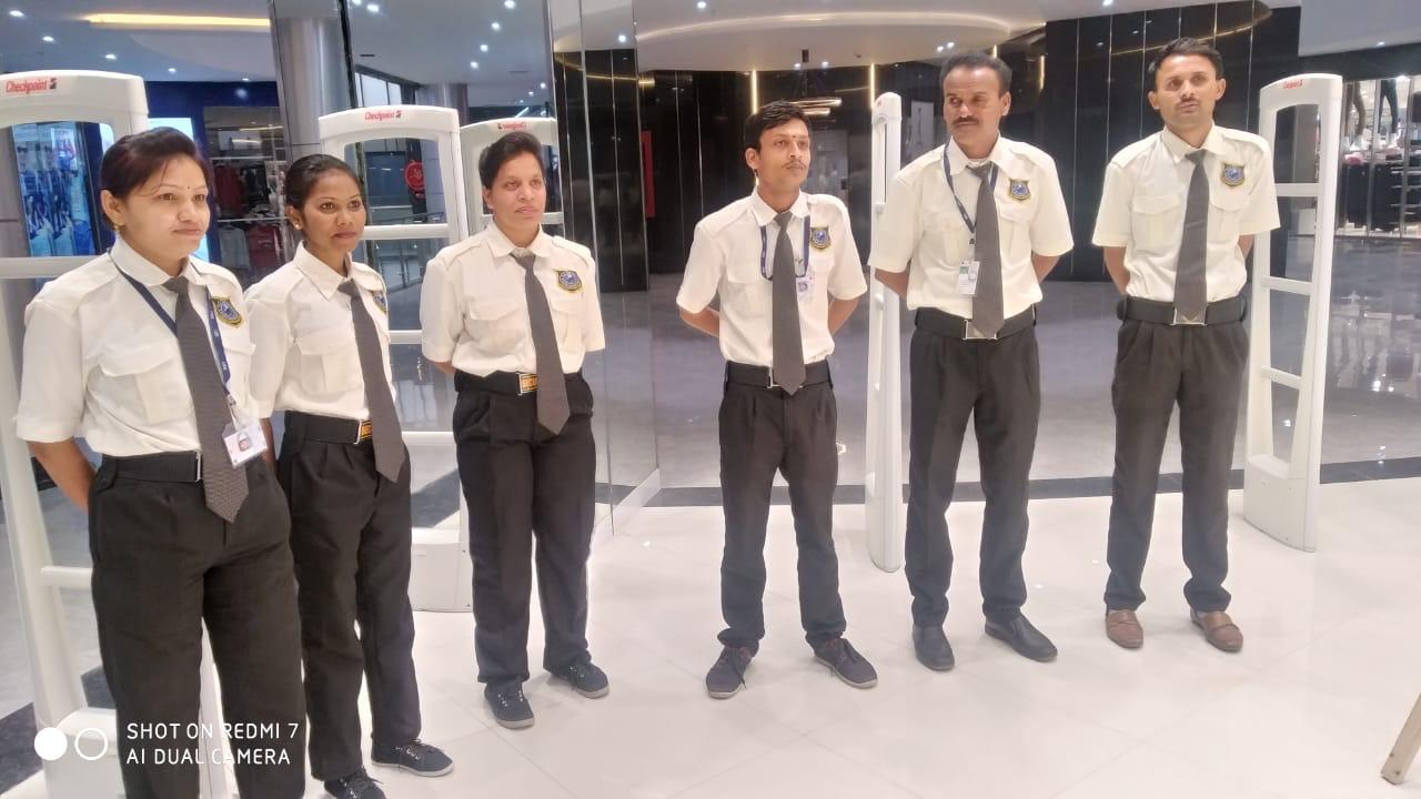 Executive protection detail